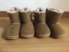 ｛ひとみ様専用｝ムートンブーツ 双子ちゃんにおススメのサムネイル