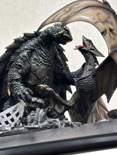 海洋堂　ガメラ3 ギャオス駆除イメージジオラマ　ソフビ完成品 海洋堂 ガメラ3 ギャオス駆除イメージジオラマ ソフビ完成品 - メルカリ