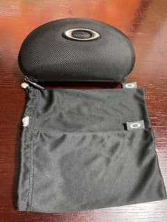 OAKLEY サングラスケースのサムネイル