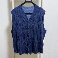 ISSEY MIYAKE メンズ リバーシブル皺ベスト 薄青×紺 - メルカリ