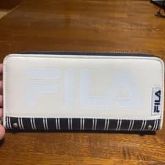 FILAの長財布のサムネイル