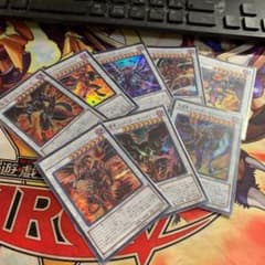 最終値下げ！即日発送可！レッドデーモン8点セット！のサムネイル
