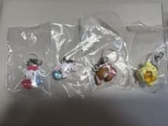 サンリオキャラクターズ エモきゅん2めじるしアクセサリー 4種セット ガチャのサムネイル