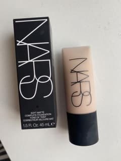 NARS ソフトマットコンプリートファンデーションのサムネイル