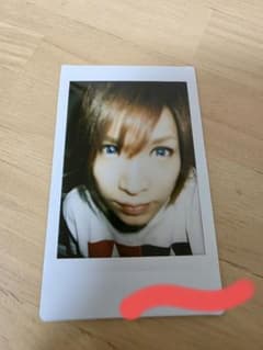 ゴールデンボンバー 鬼龍院翔 チェキのサムネイル