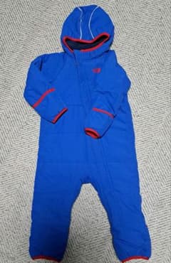 20日まで値下げ　THE NORTH FACE　18-24M ジャンプスーツのサムネイル