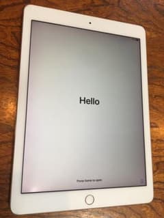 初代iPad Pro本体　Wi-Fi 32GBのサムネイル