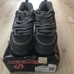 HEELYSのサムネイル