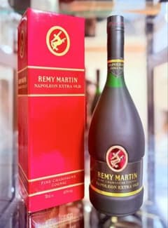 REMY MARTIN NAPOLEON EXTRA OLD - メルカリ