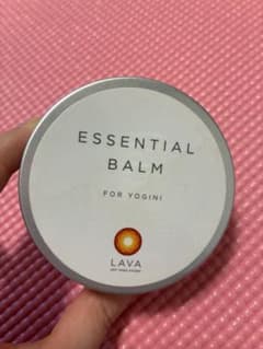 エッセンシャルバームのサムネイル