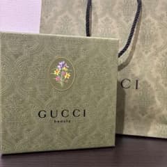 GUCCI FLORA ゴージャス ガーデニア コフレのサムネイル