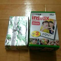 チェキ用 フィルム30枚 mini instaxのサムネイル