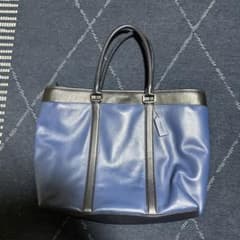 COACH  美品　バイカラー　トートバッグ　早いもの勝ちのサムネイル
