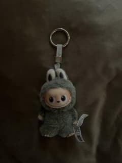 【お値下げしました‼️】正規品 イニシャル ラブブ シークレットのサムネイル