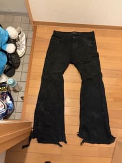 BALENCIAGAフレア デニムパンツ ブラックのサムネイル