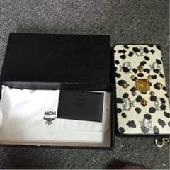 MCM × LOVELESS コラボレーションモデル ダルメシアン柄 財布のサムネイル