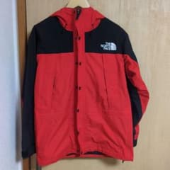 【値下げ！】THE NORTH FACE マウンテンライトジャケット 赤黒のサムネイル
