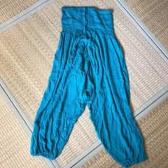 サルエルパンツのサムネイル