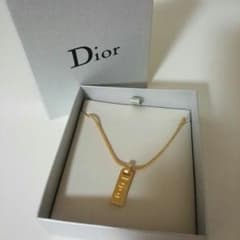 Dior　ゴールドネックレスのサムネイル