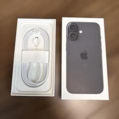 iPhone16 箱のみ　アクセサリー付きのサムネイル