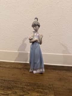 LLADRO リヤドロ 春の訪れ 5604 箱・証明書付 美品 廃盤 希少 LLADRO リヤドロ 春の訪れ 5604 箱・証明書付 美品 廃盤 希少 - メルカリ