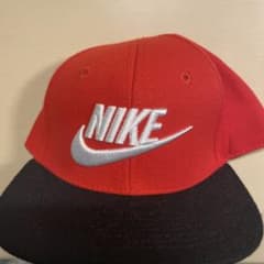 NIKE 赤黒 キャップ L-7のサムネイル