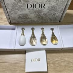 Dior ディオール ジャドール ディスカバリーキット 香水セット　バースデーのサムネイル