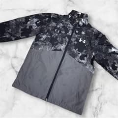 140 アンダーアーマー ウインドブレーカー グレー ブラック