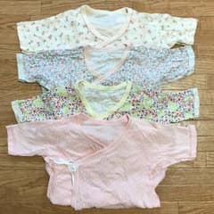☆美品コンビ肌着、短肌着セット☆のサムネイル