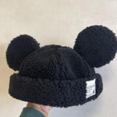 ディズニー　ミッキーもこもこ帽子　58cm 1回しか使用してませんのサムネイル