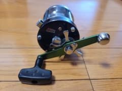 Abu Garcia Ambassadeur 7000CL リール - メルカリ