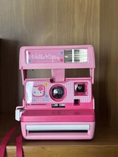 Hello Kitty ポラロイドカメラ ピンク　ジャンク品 Hello Kittyポラロイドカメラ(Polaroid 600 - メルカリ