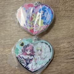 プリキュア 2026 キミとアイドルプリキュア アクリルチャーム 2種セットのサムネイル