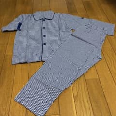 綿　パジャマ　130cm 新品(エンボス加工)のサムネイル