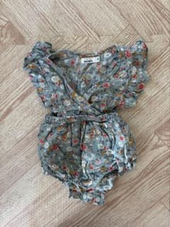pairmanon 花柄 ロンパース 80cm カシュクールのサムネイル