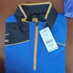 MIZUNO　パーカー　ジャケットのサムネイル