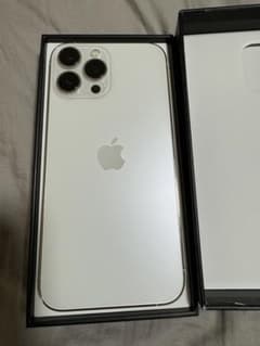 iPhone 13 pro max 512G 美品のサムネイル