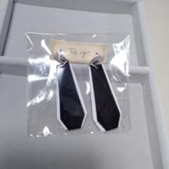 アネモネ　ピアスのサムネイル