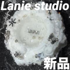 Lanie studio 라니에 스튜디오 화이트 도넛 케이크 스퀴즈