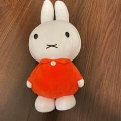 ミッフィー ぬいぐるみのサムネイル