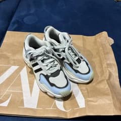 adidas EE8630 ライトブルー 23cm マグミュールランナーのサムネイル