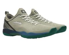 ballaholicとasicsのコラボのサムネイル
