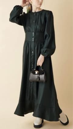MADEMOISELLE ROPÉ ウエストシェイプメタリックワンピースのサムネイル