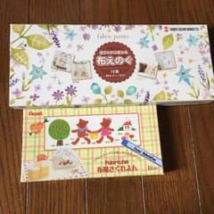 布絵の具  メディウム 布描きクレヨン セットのサムネイル