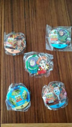 トイストーリー　缶バッジ＆ラバーストラップのサムネイル