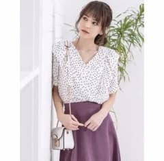 ［定価3,990円] fifth ドット柄パフスリーブフリルブラウスのサムネイル