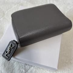 Saint Laurent 二つ折り財布 グレーのサムネイル
