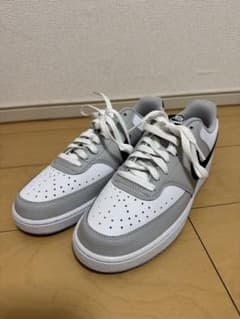 NIKE COURT VISION LOW ホワイト グレー スニーカーのサムネイル