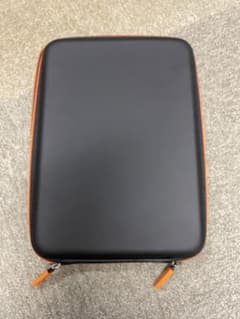 【大幅値下げ】モレスキン iPad/Kindle収納 耐水 シェルケースのサムネイル