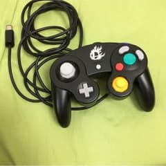 ゲームキューブコントローラのサムネイル